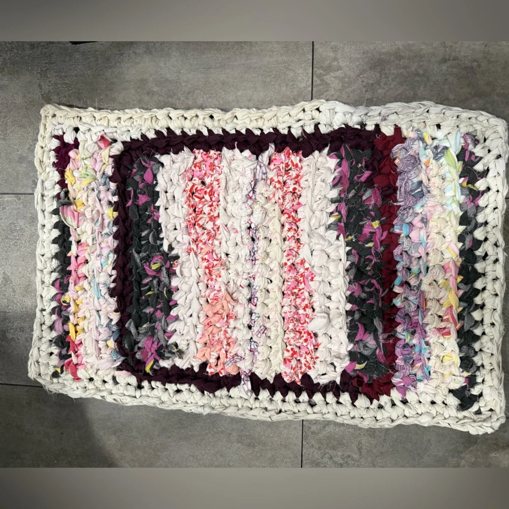 Handmade crocheted rag rug bathroom mat 26x20